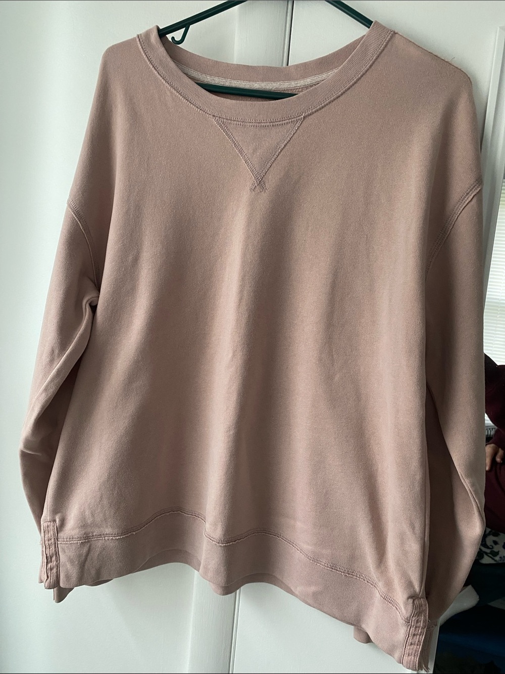 Abercrombie & Fitch Crewneck Sweatshirt Color Blush